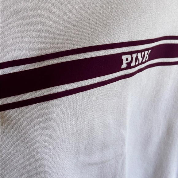 PINK Sweatshirt. Size Small. Signs of wear on the inside. - Picture 3 of 5